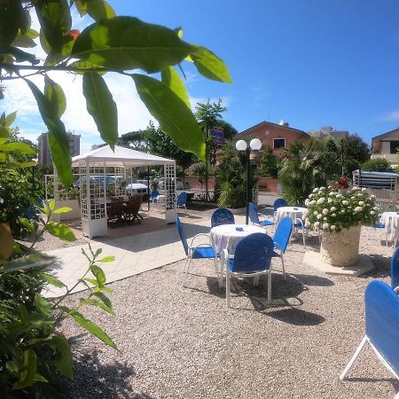 Splendid B&B ミラノ・マリッティマ エクステリア 写真